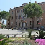 Inviting Close To The In * Grado